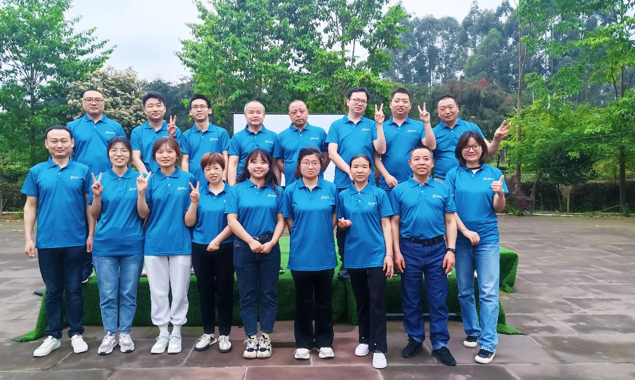 思來團建日 | 我們各自攀登，于更高處相逢！